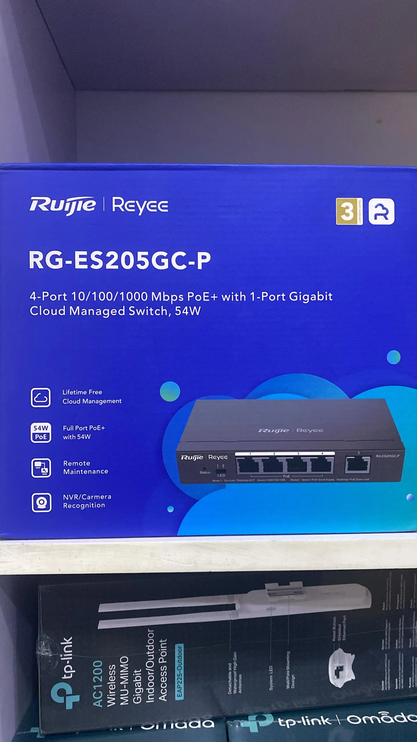 Ruijie RG-ES205GC-P 4port Poe + 1port gigabit cloud managed switch 54w