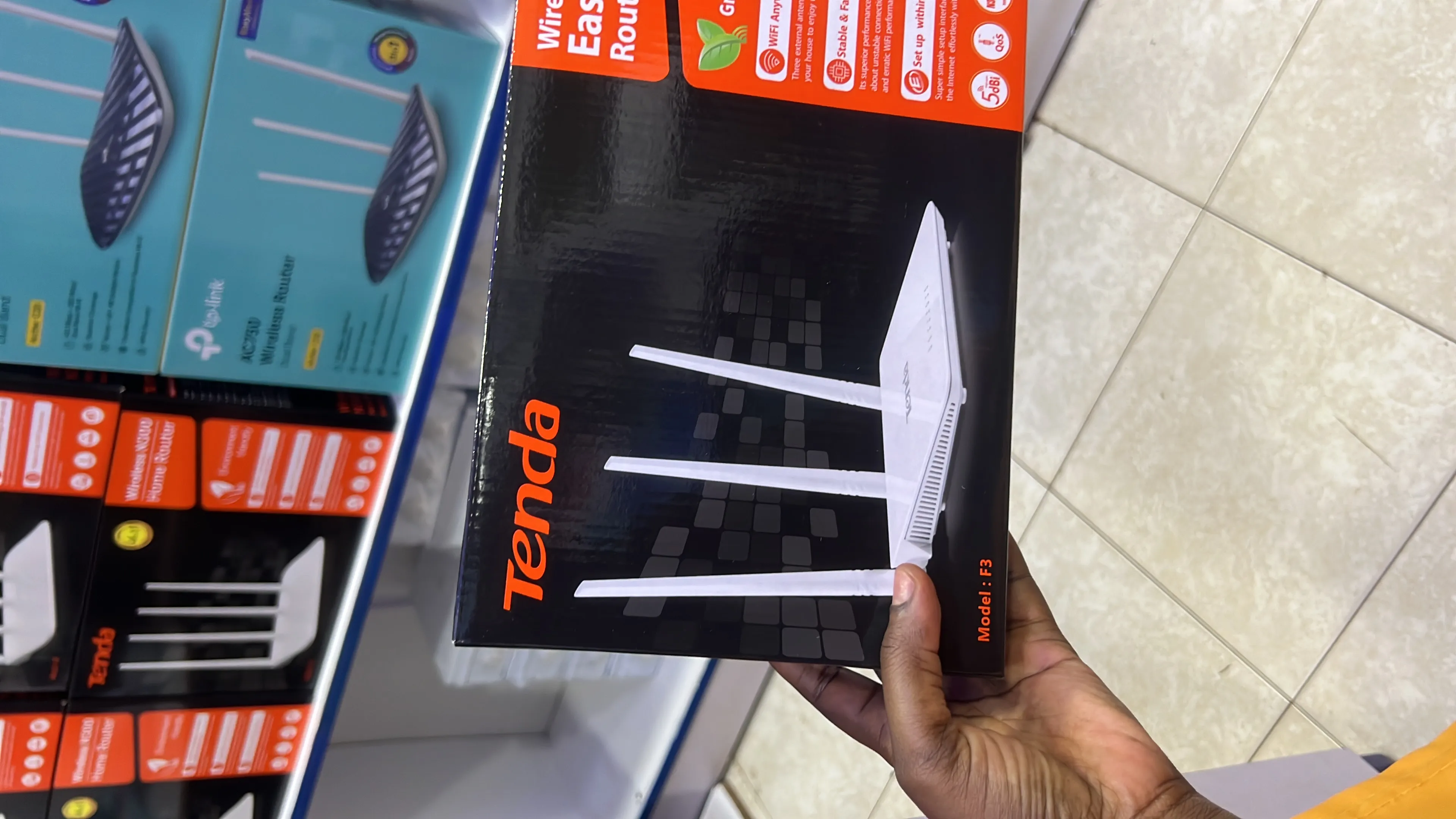 Tenda router f3