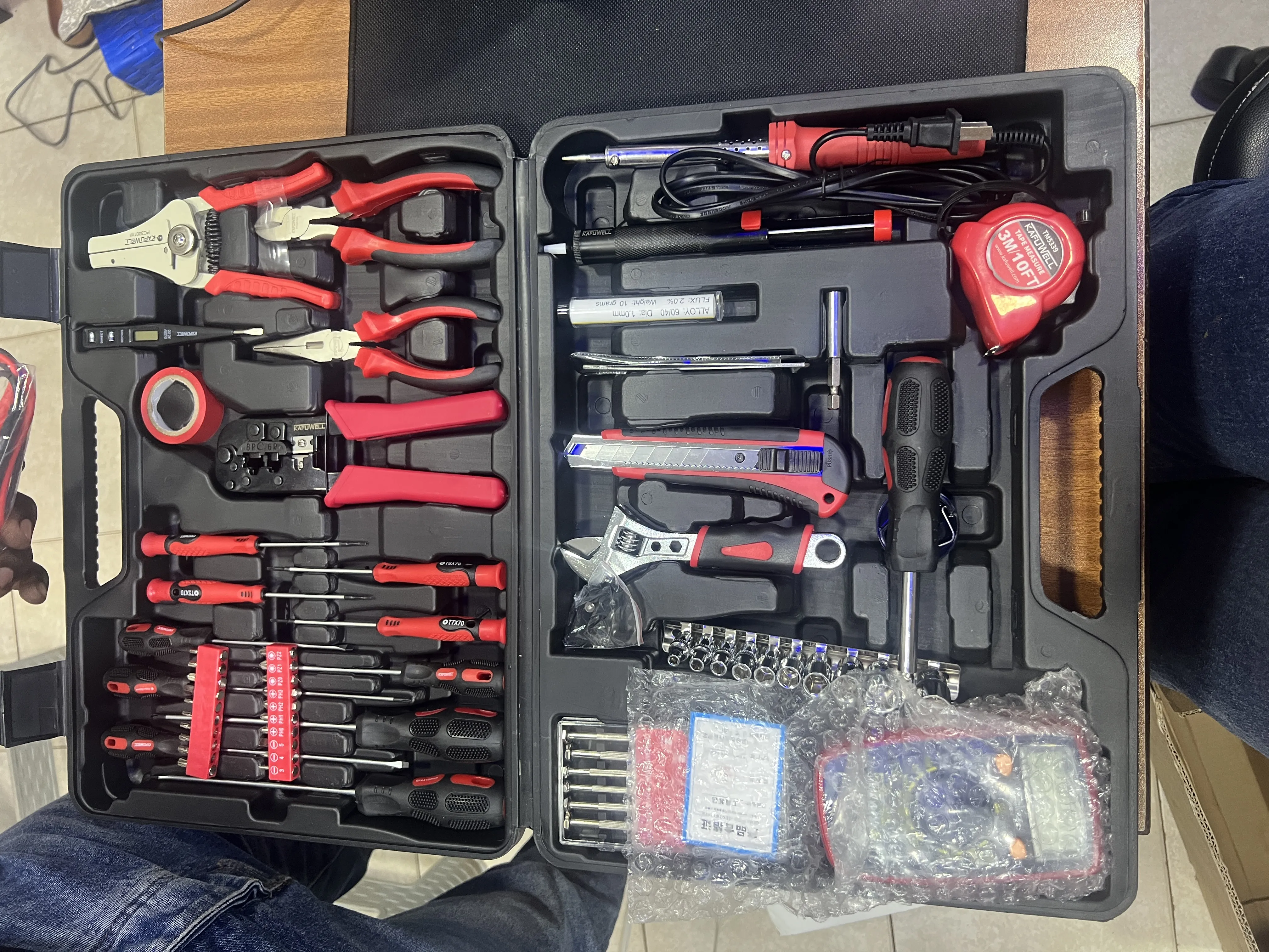 C9003A 63pcs advanced network tool kit